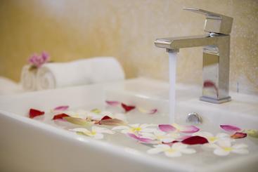هتل Asarita Angkor Resort & Spa