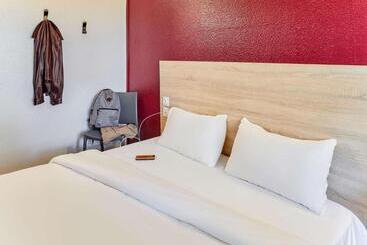 هتل F1 Brest Sud Plougastel Hôtel Rénové