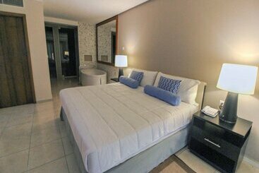 هتل Grand Muthu Cayo Guillermo