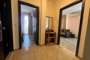 هتل Long Beach Resort