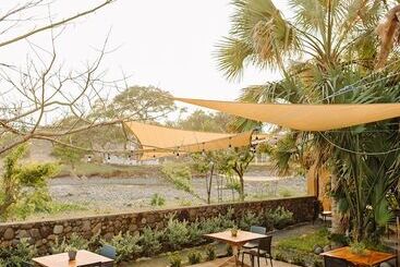 هتل Mandala Eco Villas