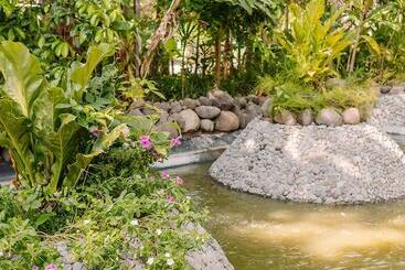 هتل Mandala Eco Villas