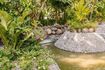 هتل Mandala Eco Villas