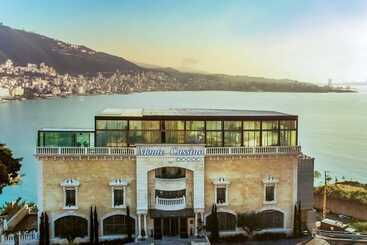هتل Monte Cassino