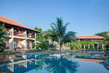 酒店 Ranna 212 Beach Resort