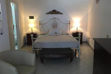 ホテル Ristorante O Palmo Inn