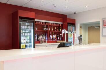 هتل Travelodge London Wembley High Road
