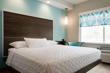 هتل Tru By Hilton Cedar Rapids Westdale