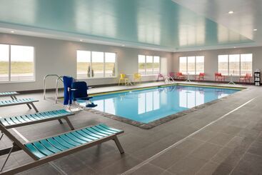 هتل Tru By Hilton Cedar Rapids Westdale