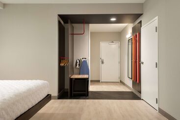 هتل Tru By Hilton Cedar Rapids Westdale