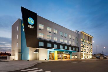 هتل Tru By Hilton Cedar Rapids Westdale