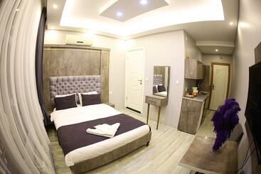 Taksim Brand Suite