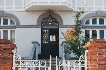 Alamar Salinas   Hostel