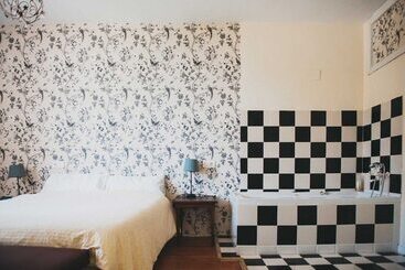 Alamar Salinas   Hostel