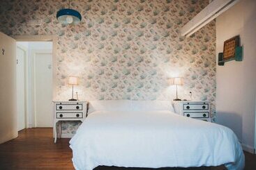 Alamar Salinas   Hostel