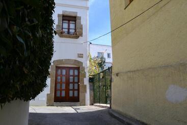 Hostal Casa Torrent - Canet de Mar
