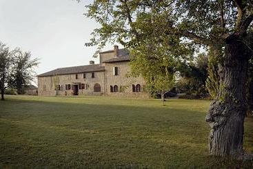 تختخواب و صبحانه Borgo Gallinaio