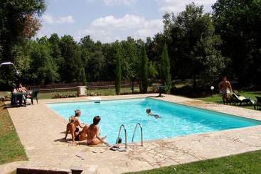 تختخواب و صبحانه Borgo Gallinaio