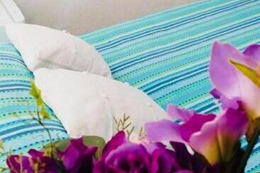 تختخواب و صبحانه H Juan