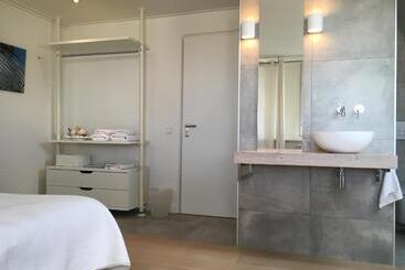 تختخواب و صبحانه Villa Envie