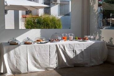تختخواب و صبحانه Villa Savarino