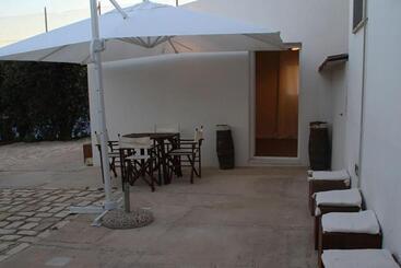 تختخواب و صبحانه Villa Savarino