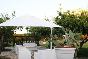 تختخواب و صبحانه Villa Savarino