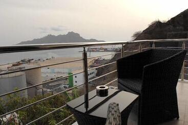 酒店 Blue Marlin