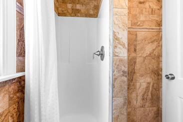 هتل Buttercup Suites