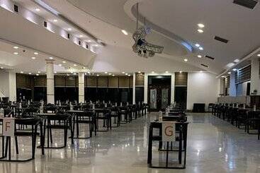 هتل Eram Grand