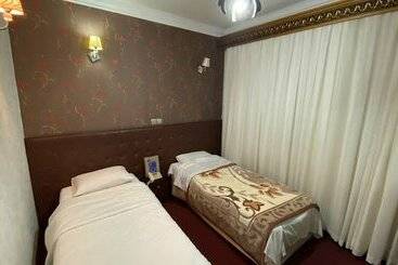 هتل Eram Grand