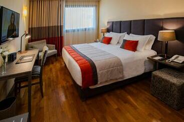 هتل Grand Brizo Buenos Aires