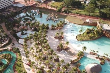 هتل Hot Beach Resort