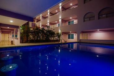 هتل Kavia Cancun