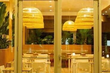 هتل Lixus Beach Resort   All In