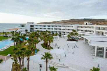 هتل Lixus Beach Resort   All In