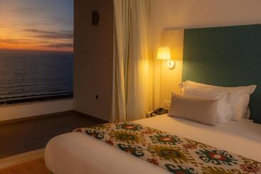 هتل Lixus Beach Resort   All In