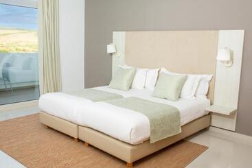 هتل Lixus Beach Resort   All In