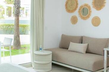هتل Lixus Beach Resort   All In