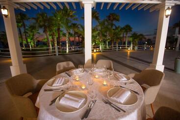 هتل Lixus Beach Resort   All In
