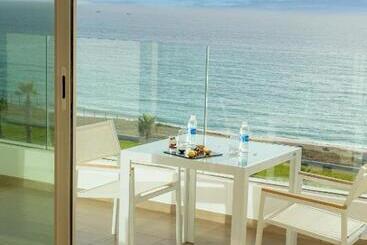 هتل Lixus Beach Resort   All In