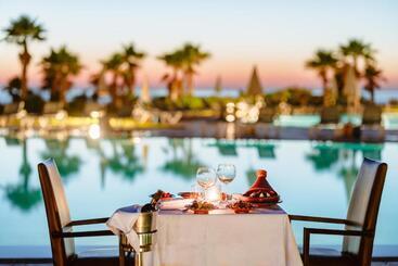هتل Lixus Beach Resort   All In