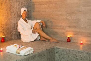 هتل Lixus Beach Resort   All In
