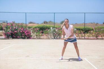 هتل Lixus Beach Resort   All In