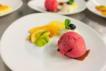 هتل Restaurant Heidihof