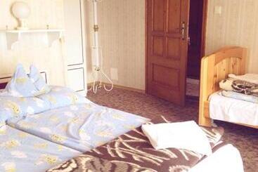 Steinhaus Bed & Breakfast