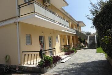 Dimitra Apartments G