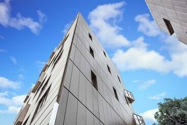 هتل All Suites Bordeaux Centre Marne   Gare Saint Jean