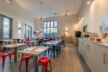 هتل All Suites Bordeaux Centre Marne   Gare Saint Jean
