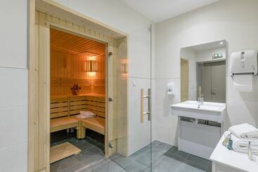 هتل All Suites Bordeaux Centre Marne   Gare Saint Jean